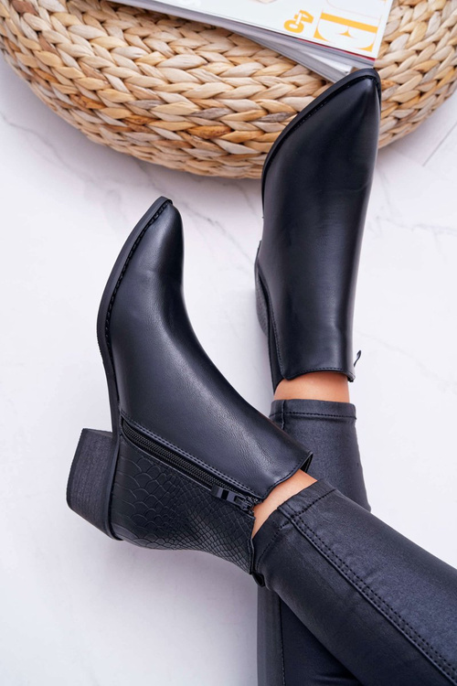 Жіночі чоботи на шпильці на плоскій підошві, чорні дерме