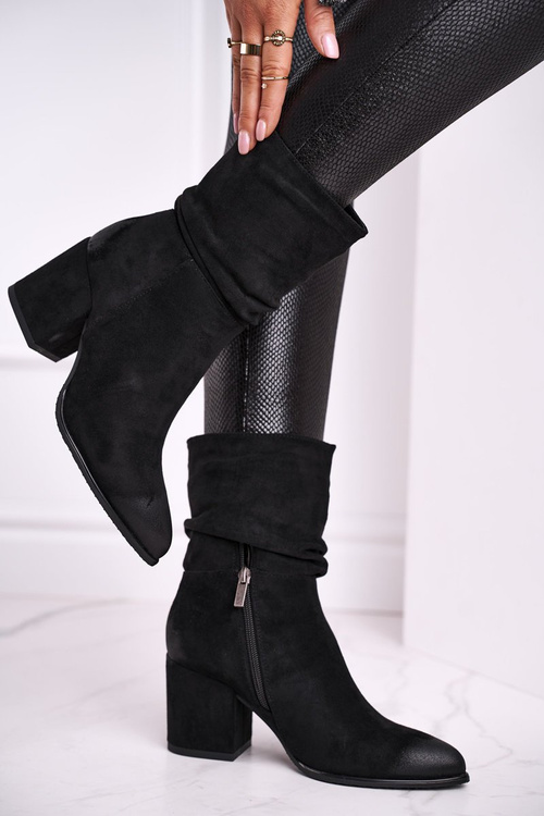 Жіночі черевики на високому каблуці з еко-замші чорного кольору
