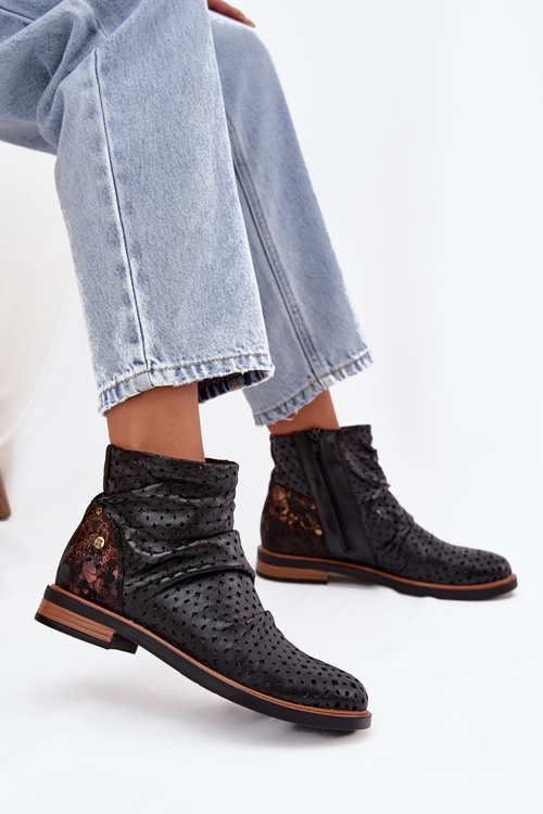 Шкіряні ботинки з ажурним візерунком Maciejka 05922-01 Чорні
