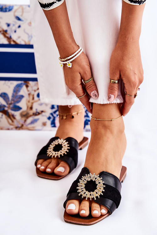 Зручні жіночі тапочки з декором Black Ginera