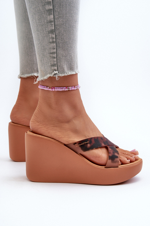 Жіночі босоніжки на танкетці 83520 Ipanema High Fashion Slide Fem Brown