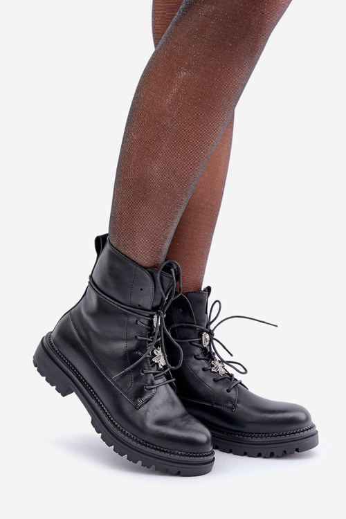 Утеплені черевики з декоративними елементами на шнурівці чорні Irivina