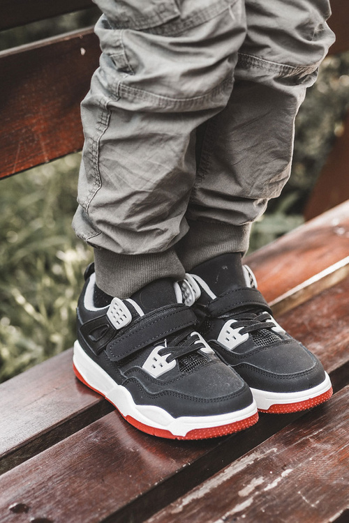 Дитяче шкіряне спортивне взуття чорно-червона Marisa