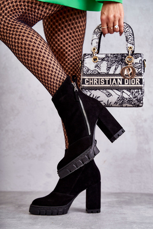 Модні замшеві чоботи на високому каблуці Laura Messi 2509 Чорні