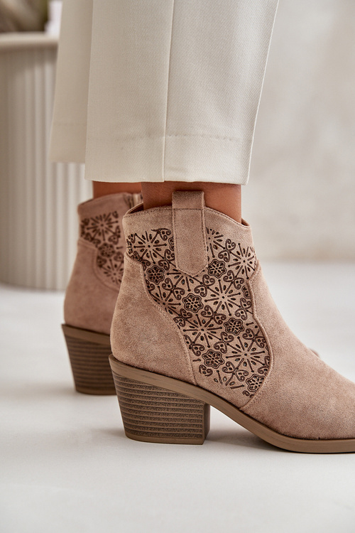 Перфоровані ковбойські ботильйони на блискавці Екозамшеві бежеві S.Barski HY42-944