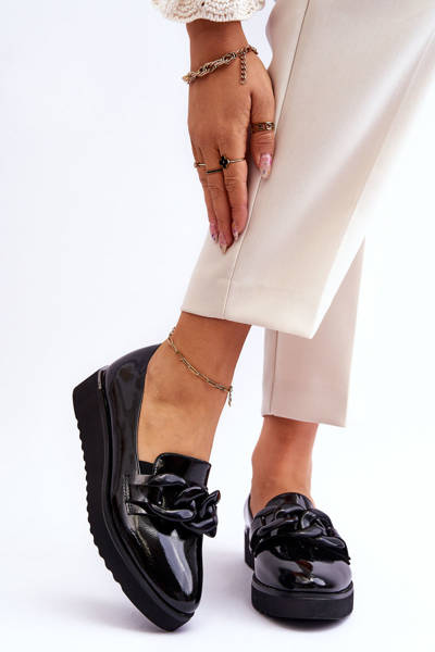 Лаковані лофери на танкетці Black Semma