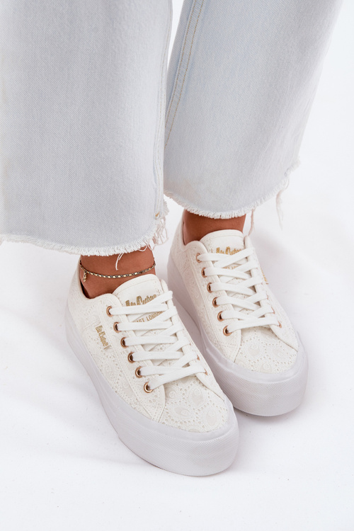 Жіночі Кросівки З Кружевом Lee Cooper LCW-25-31-3438L Білі