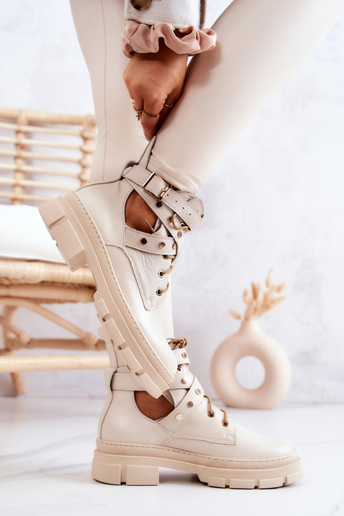 Чоботи жіночі шкіряні з вирізами світло-бежеві Everly