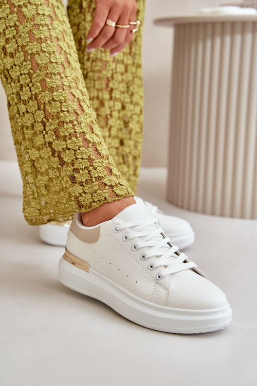 Низькі жіночі кросівки на платформі з еко шкіри біло-бежеві Nevelena