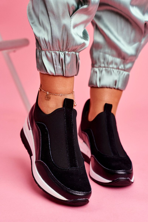 Жіноче спортивне взуття Кросівки шкіряні чорні 20-7769 Приєднуйтесь до нас