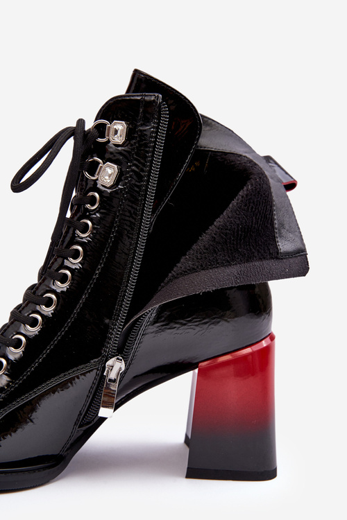 Жіночі глянцеві черевики на підборах D&A MR870-06 Чорні