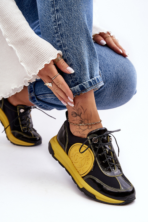 Жіноче шкіряне спортивне взуття Maciejka 06295-01 чорно-жовтий