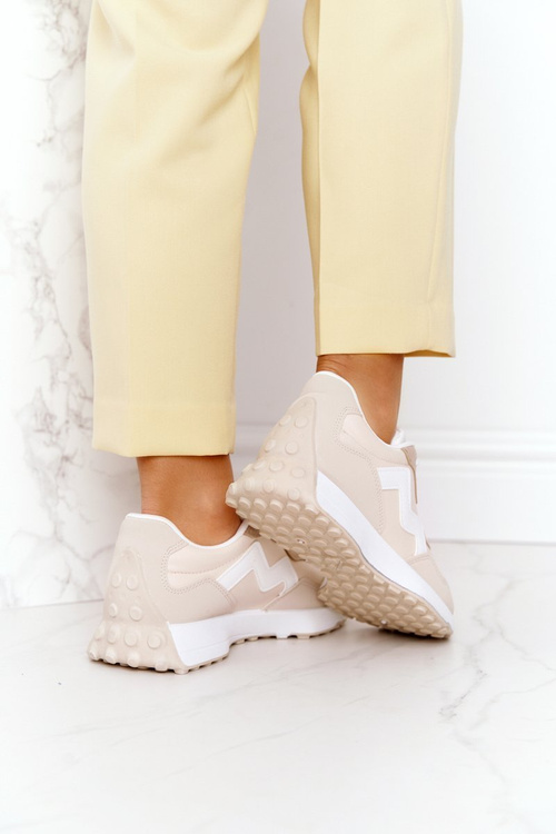 Жіноче спортивне взуття Кросівки Бежеві Move On