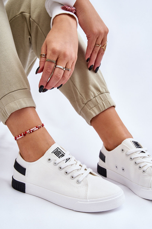 Жіночі низькі кросівки Big Star LL274039 Білі