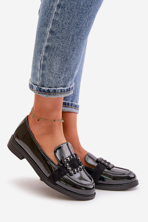 Лаковані жіночі мокасини з декором чорні Vinceza 58389
