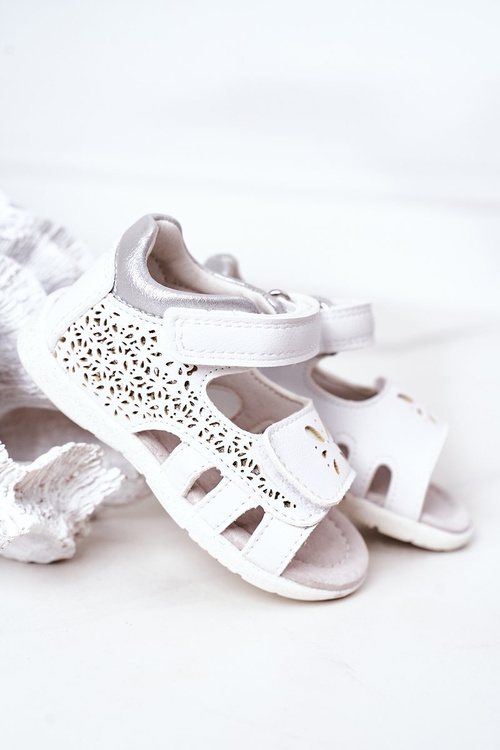 Дитячі шкіряні босоніжки на липучці білого кольору Meera