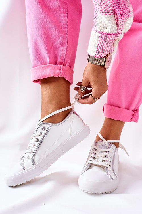 Жіночі шкіряні кросівки BIG STAR II274055 Білі