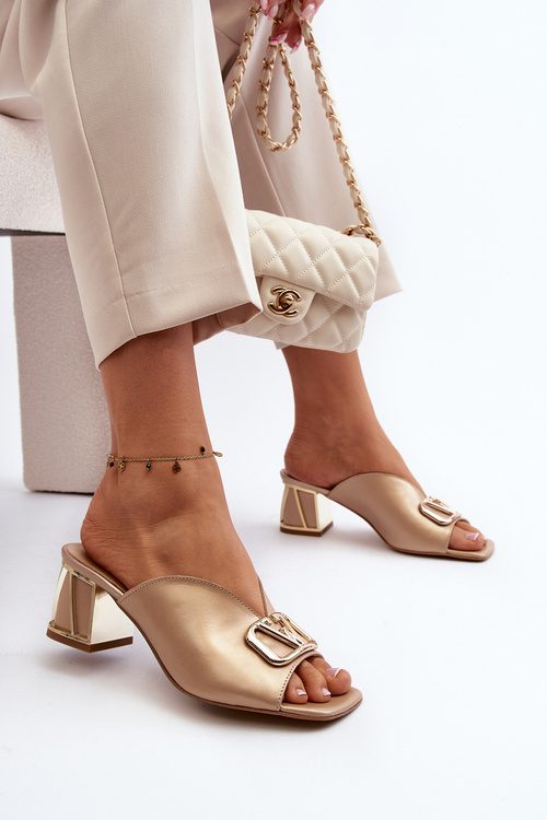 Елегантні жіночі босоніжки на високих підборах Laura Messi 2771 Gold