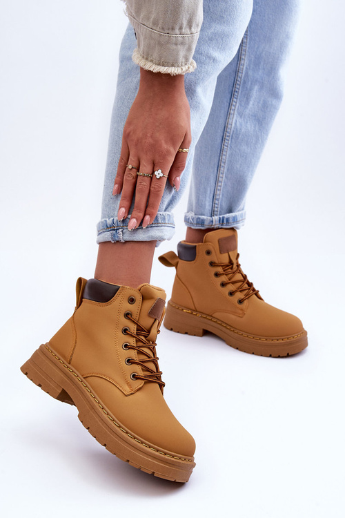 Жіночі чоботи на хутряній підкладці коричневого кольору Corbin