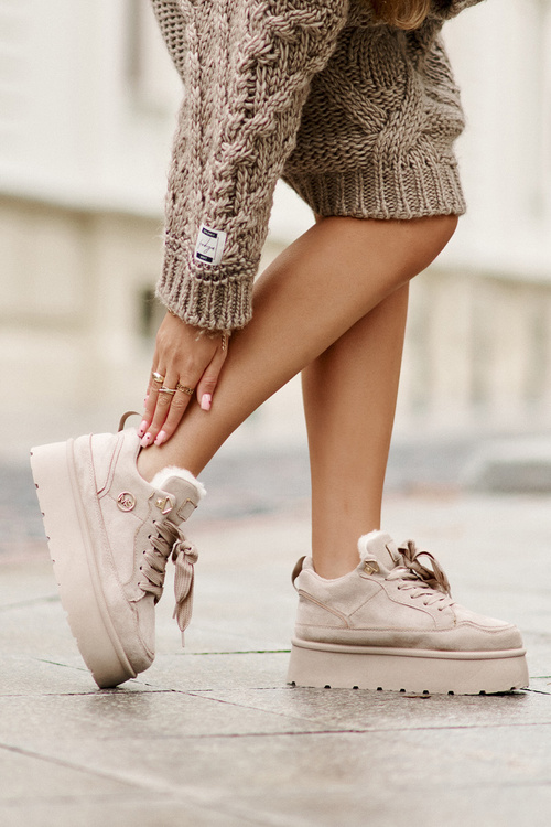 Жіночі кросівки на флісовій підкладці на платформі бежевого кольору Velarisea