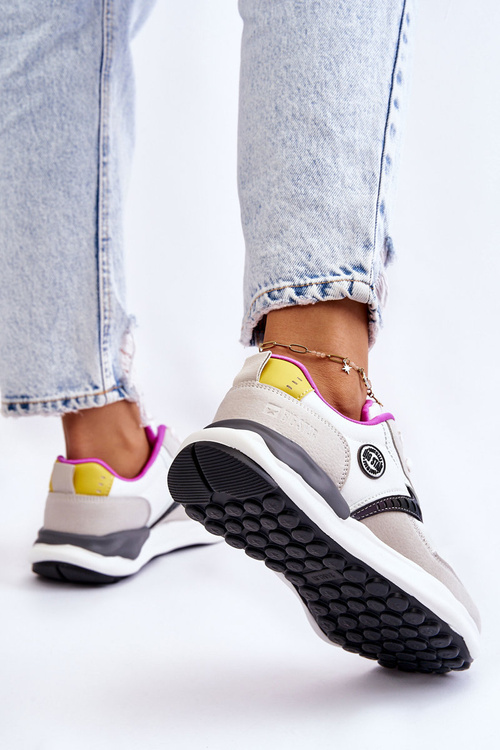 Жіночі спортивні кросівки Big Star KK274099 White and Beige