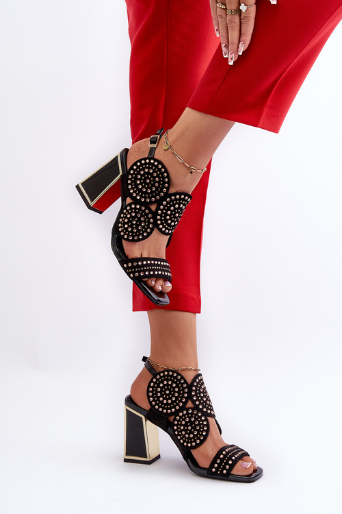 Прикрашені босоніжки на шпильці D&A CR026 Чорні