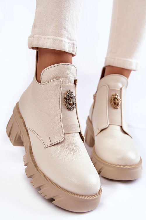 Чоботи жіночі шкіряні з декором світло-бежевий малей