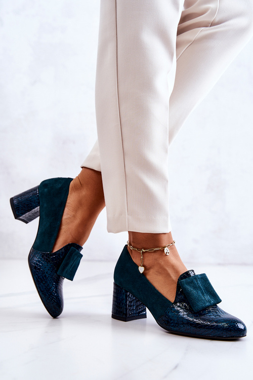 Замшеві туфлі зі зміїною шкірою. Зелена Діана