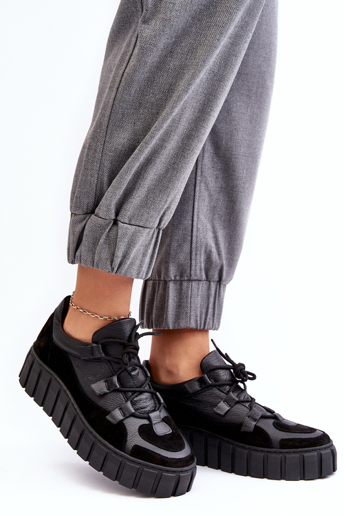 Жіноче шкіряне спортивне взуття на платформі M01/1 Zazoo чорного кольору