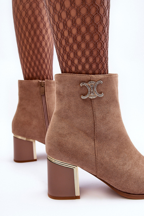 Шкіряні Чоботи На Каблуку З Орнаментом Бежеві Dwinja