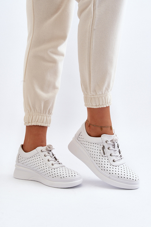 Жіночі шкіряні спортивні кросівки білі Brumia