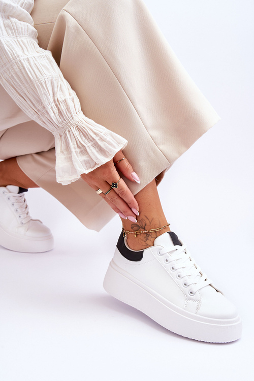 Спортивне взуття на масивній платформі біло-чорні Boneti