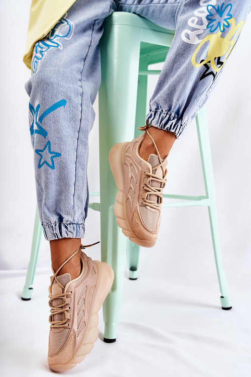 Модне жіноче спортивне взуття Бежеві кросівки Sollero