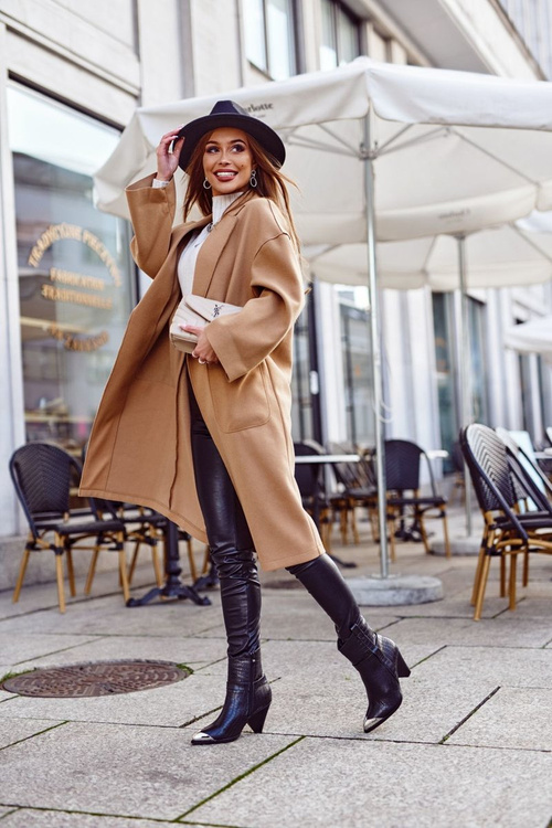 Жіночі чоботи з металевим носком і принтом Eternally Black