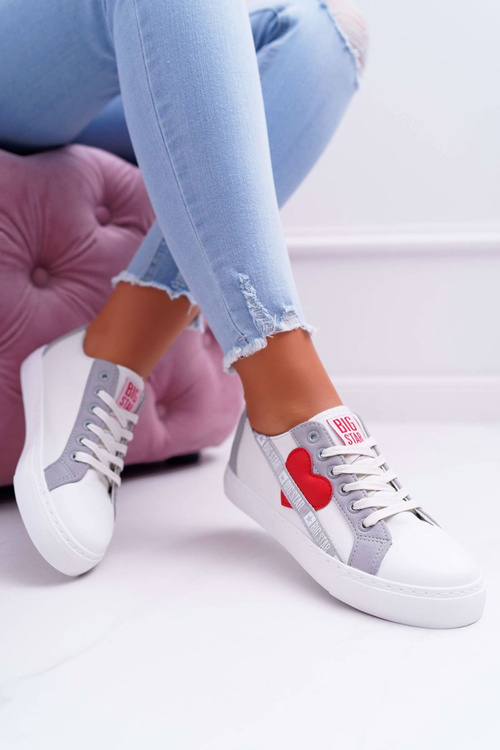 Жіночі кросівки Big Star білі з сердечком EE274257