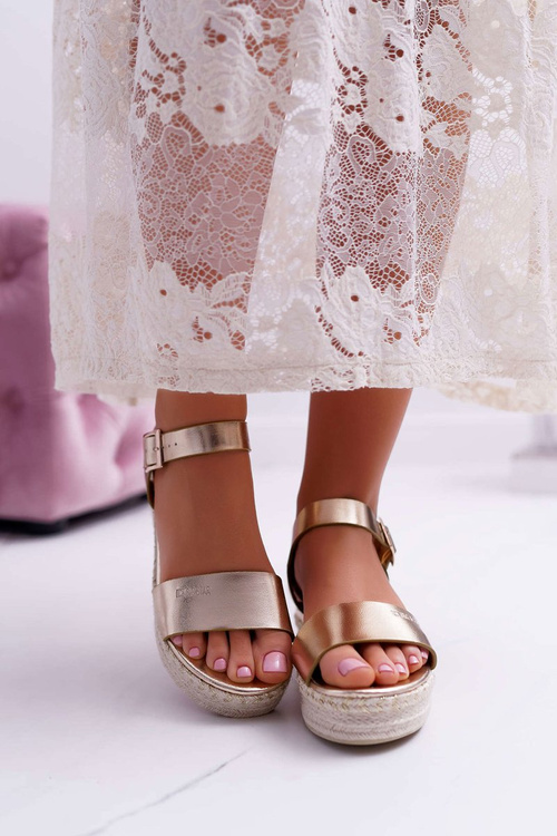 Жіночі сандалі на платформі Big Star Gold DD274742