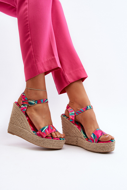 Босоніжки на танкетці з малюнком кольору фуксія Anihazra