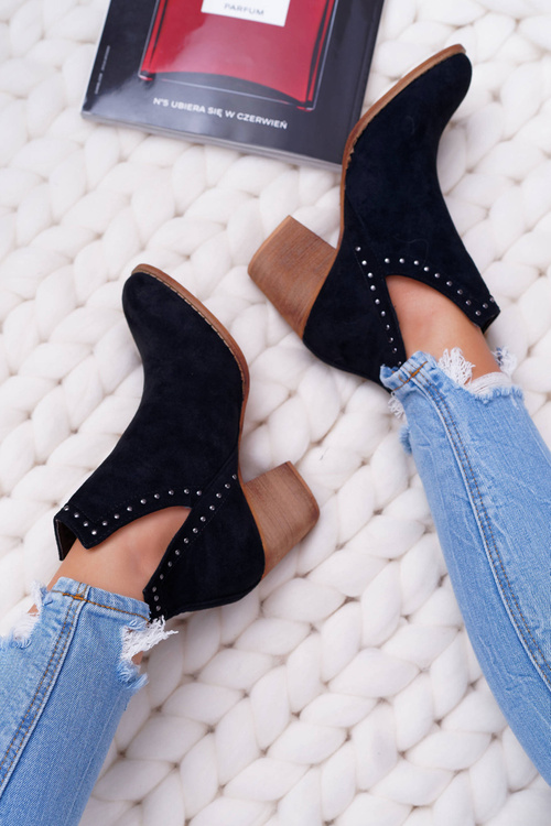 Жіночі чоботи на шпильці з вирізами Black ManiMani