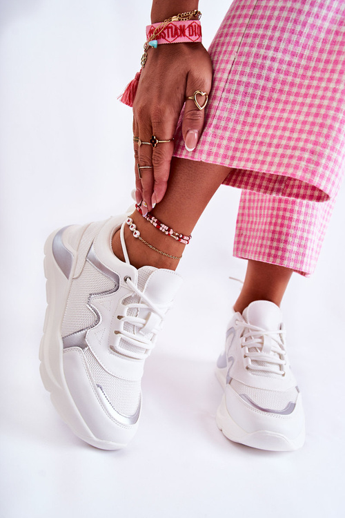 Жіночі модні кросівки білі Allie