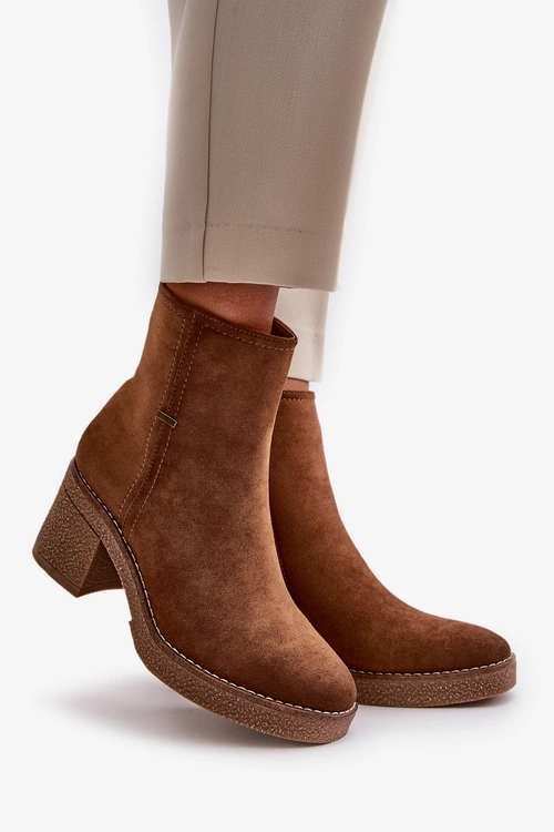 Жіночі чоботи на підборах утеплені еко замша хакі Arkesia