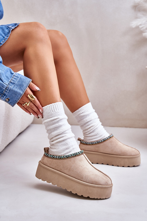 Жіночі тапочки на платформі з вишивкою бежеві Neroma