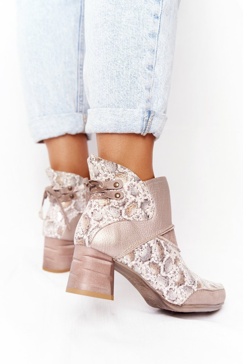 Жіночі шкіряні чоботи на блочному каблуці Maciejka Золотисто-бежеві 03963-20