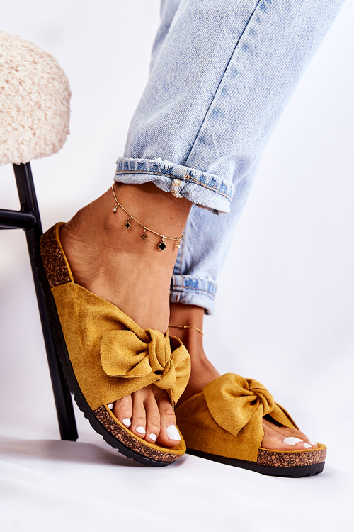 Шльопанці з пробковою підкладкою темно-жовті Wendy