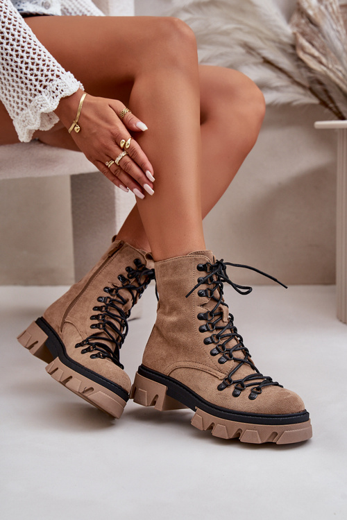 Теплі замшеві чоботи робочі на зав'язці коричневого кольору Pierro