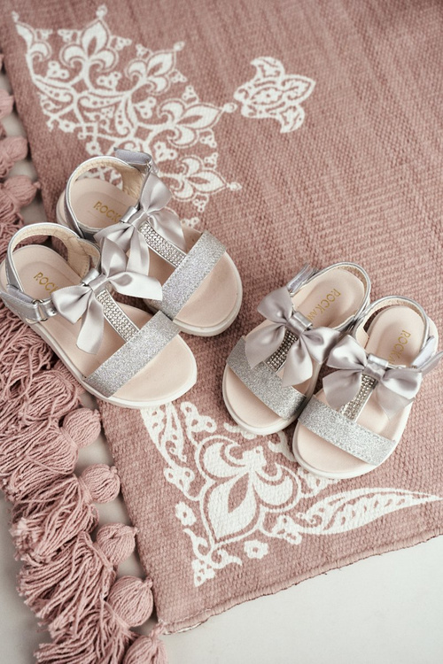 Дитячі босоніжки на липучках для дівчинки Silver Bella