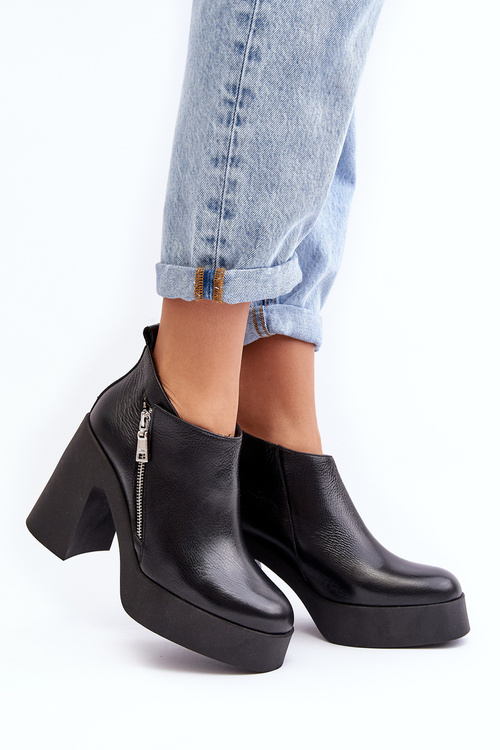 Чоботи жіночі на масивному каблуці з блискавкою 1755 Zazoo Чорні