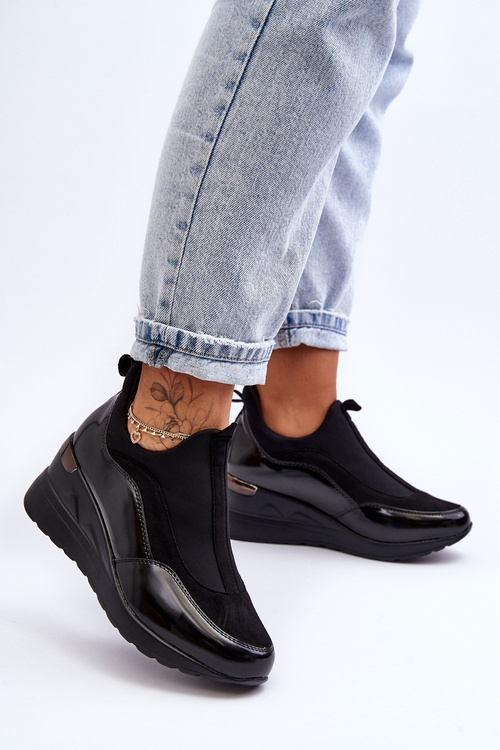 Жіночі сліпони на танкетці чорні Farro