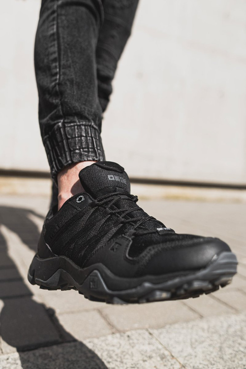 Чоловіче взуття для відпочинку на відкритому повітрі Big Star Trekking чорне EE174456