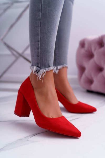 Жіночі босоніжки на шпильці замшеві червоні Neshka