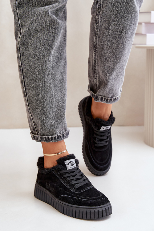 Шкіряні жіночі кросівки утеплені хутром чорні Lee Cooper LCJ-24-01-2973